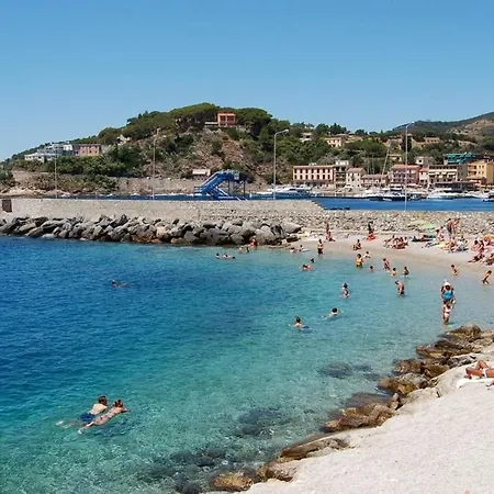 Emy Apartmán Porto Azzurro